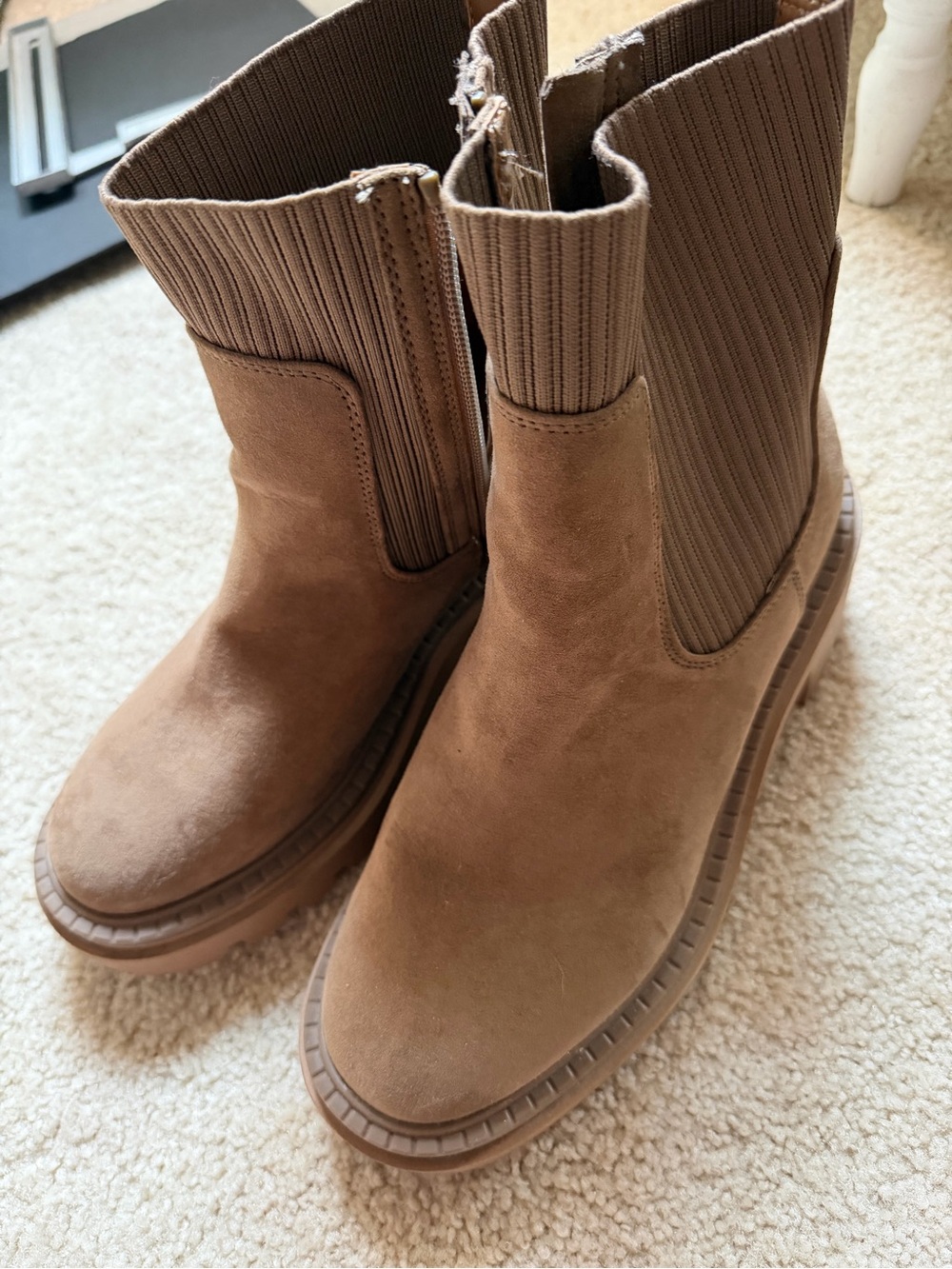 Universal Thread women’s booties